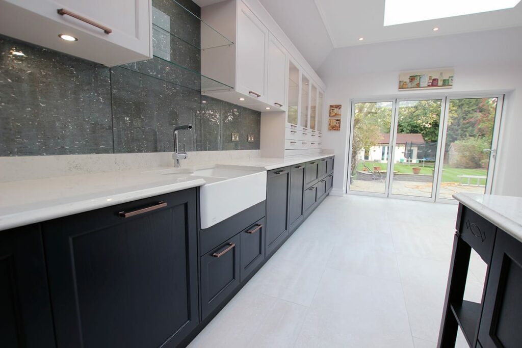 Pattern Glass Splashback | Heart & Hand, Co. Kerry
